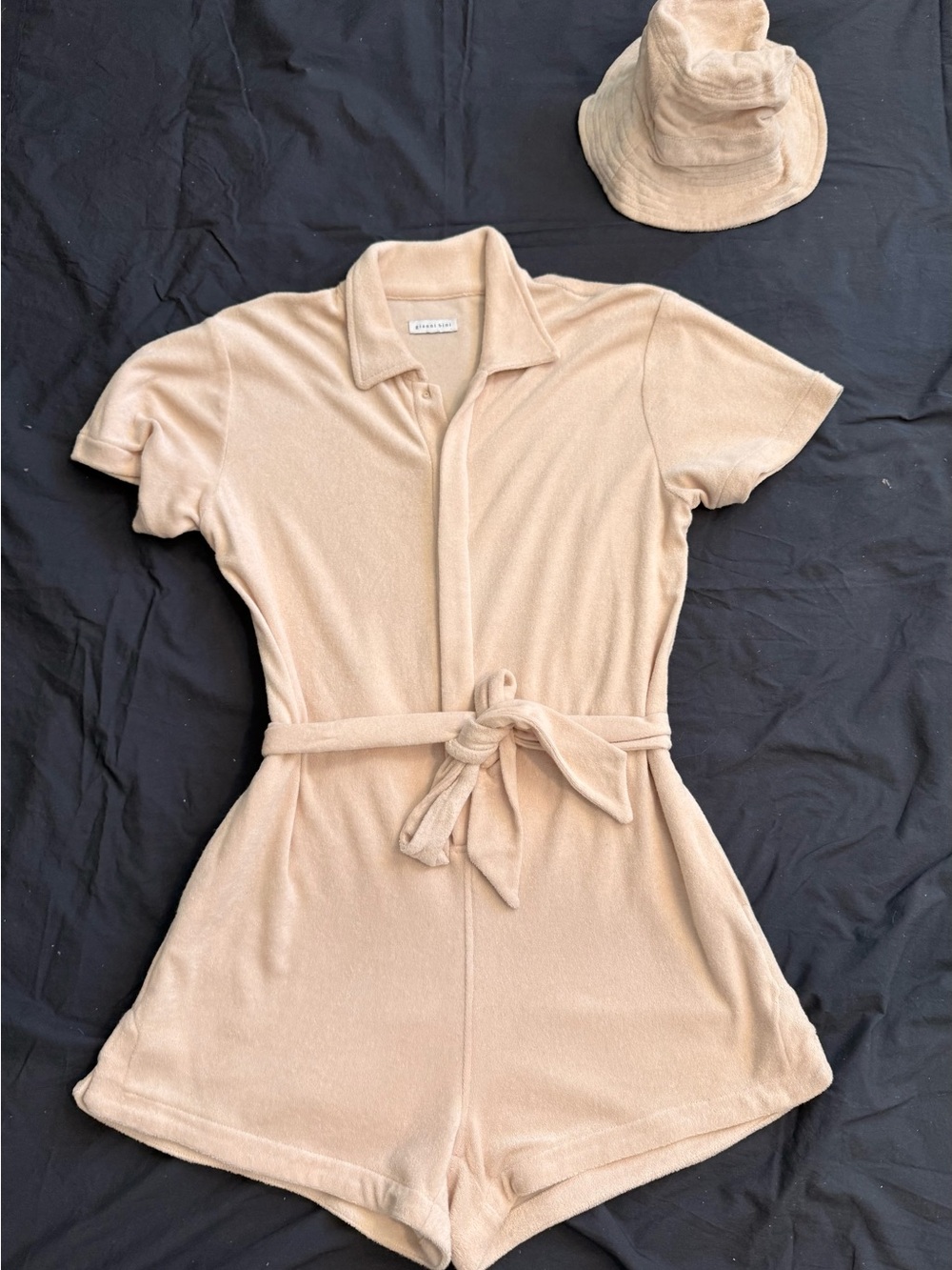Gianni Bini Light Beige Terry Short Sleeve Elisa Romper with belt and Hat - Picture 8 of 8